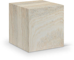 Piazza - Table