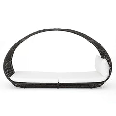 Abigal - Outdoor Wicker Daybed With Cushion