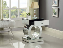 Jocelyn - Table