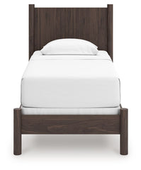 Pamytta - Panel Bedroom Set