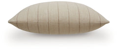 Valwick - Pillow