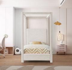 Emerson - Bed