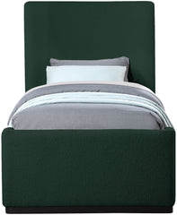 Oliver - Bed