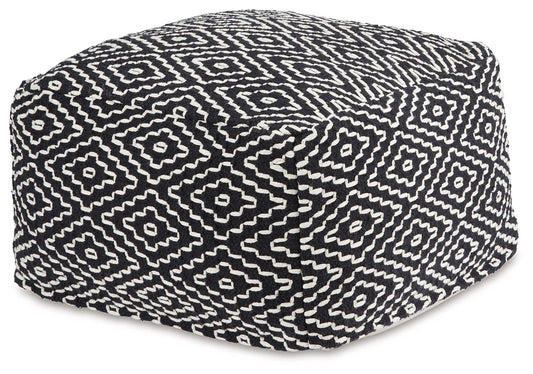 Jasett - Pouf - Black / Ivory