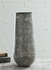 Fynn - Vase