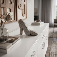 Meryl - Travertine Tabletop Object