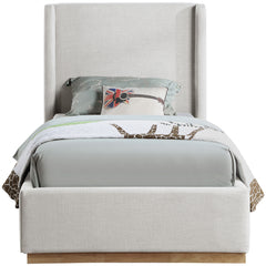Flynn - Bed