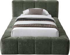 Carlin - Bed