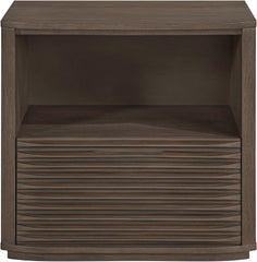 Morino - Oak Veneer And Solid Wood Nightstand - Brown