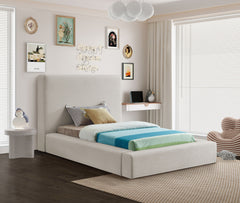 Devin - Bed