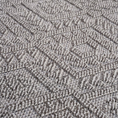 Guros - 8' X 10' Traditional Indoor / Outdoor Area Rug - White