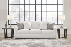 Maitelynn - Sofa - Chalk