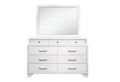 Jordyn - 5 Piece Queen Bedroom Set - White