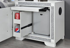 Soleil - 5 Piece King Bedroom Set With Cooler And Speaker - White