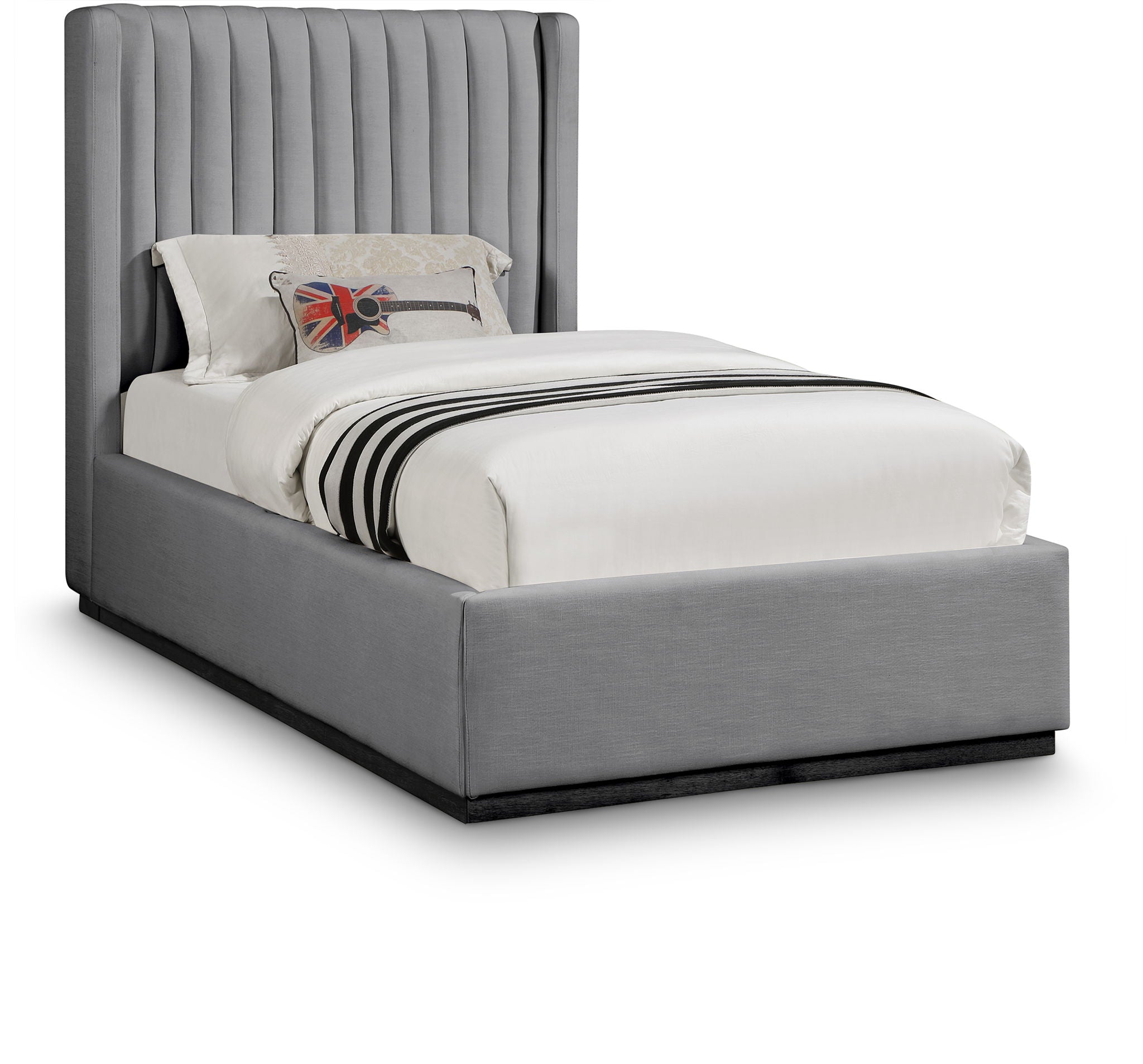 Logan - Bed