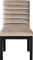Evelyn - Dining Chair With Black Legs