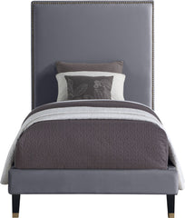 Harlie - Bed