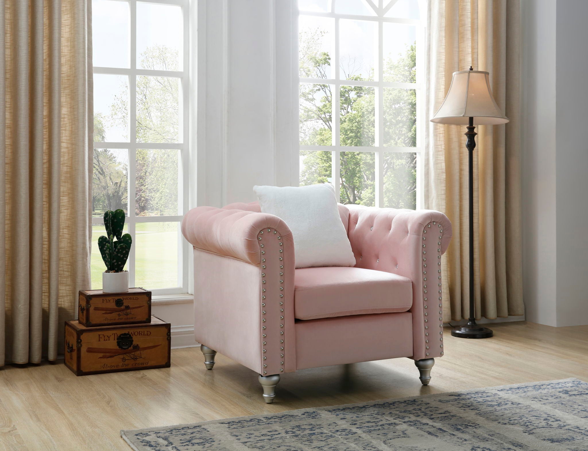 Stylish Contemporary Lounge Chair