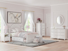 Kozlani - Six Drawer Dresser