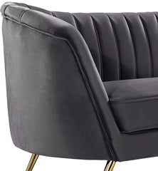 Margo - Loveseat