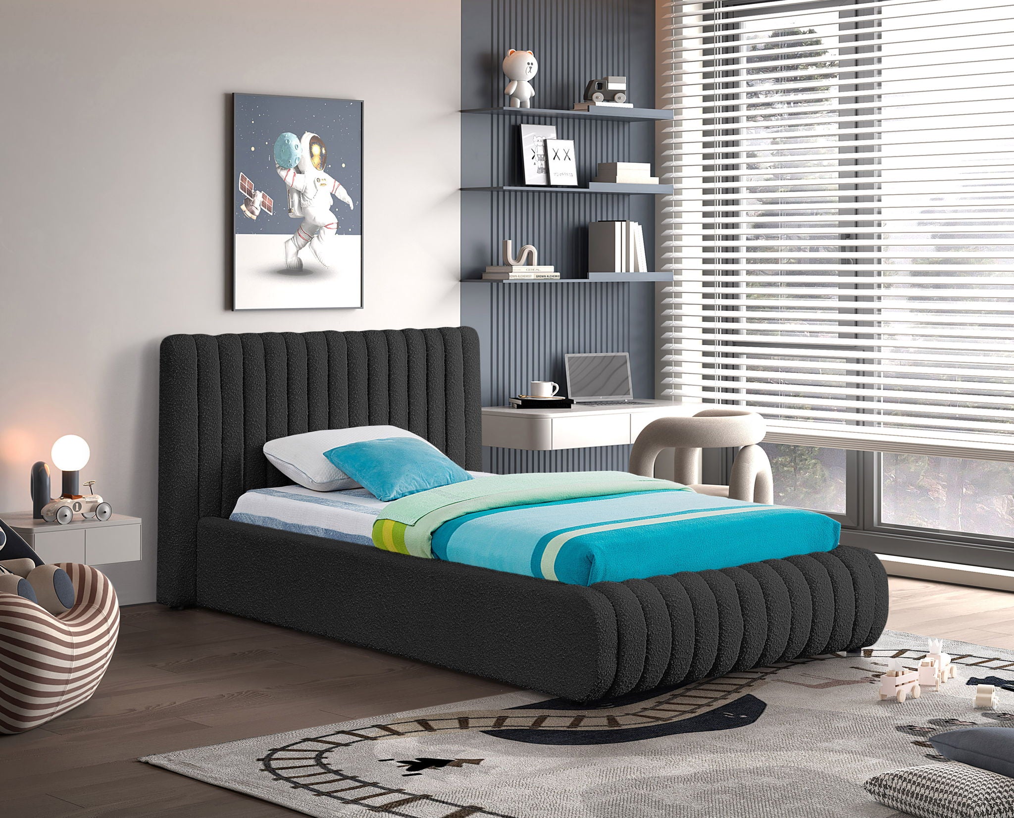 Nash - Bed