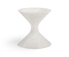 Vessa - Indoor / Outdoor Concrete Planter