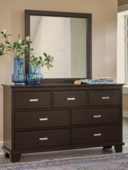 Covetown - Panel Bedroom Set